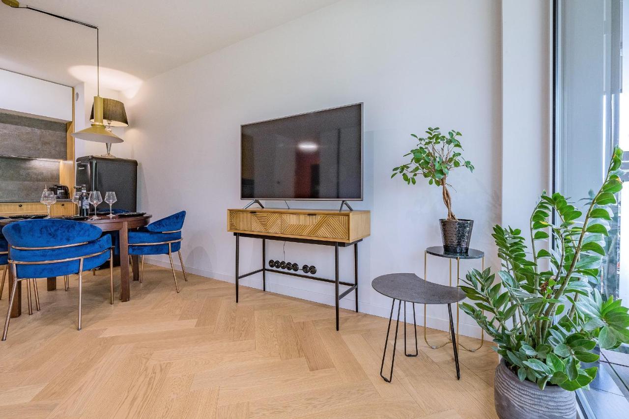Hello Apartments Chmielna With Private Parking And Balcony Gdańsk Extérieur photo